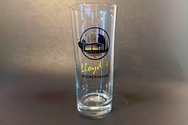 Lloyds Logo auf Glas