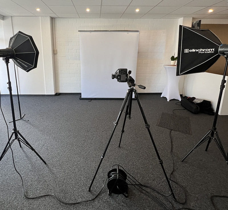 Mobiles Fotostudio direkt vor Ort bei Unternehmen und Praxen