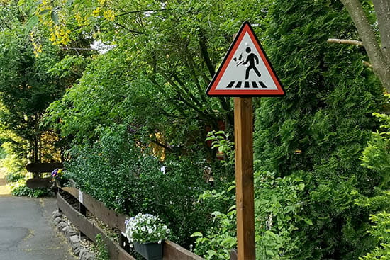 Schilder und Wegweiser Beispiel 1